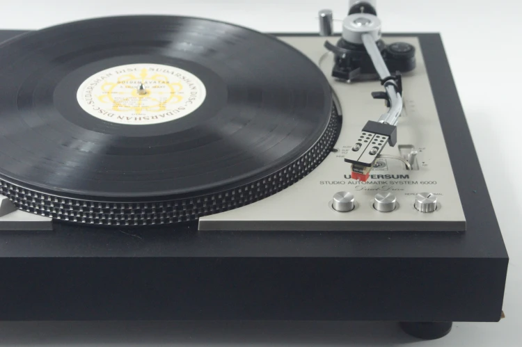 UNIVERSUM STUDIO AUTOMATIK SYSTEM 6000