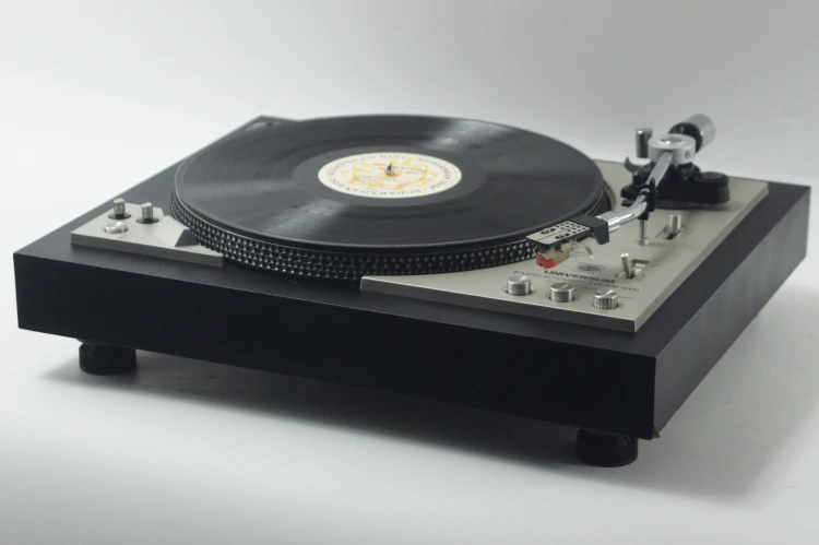 UNIVERSUM STUDIO AUTOMATIK SYSTEM 6000