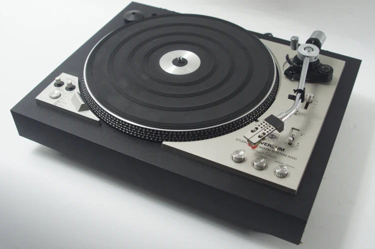 UNIVERSUM STUDIO AUTOMATIK SYSTEM 6000