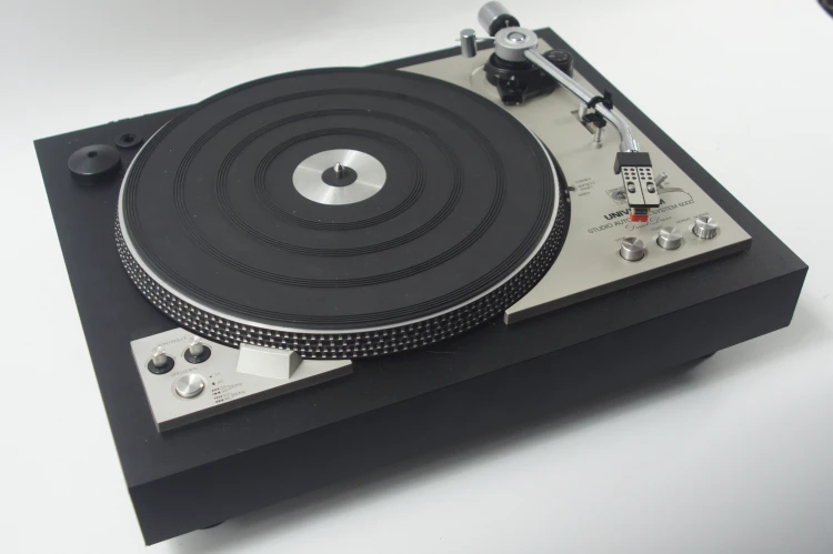 UNIVERSUM STUDIO AUTOMATIK SYSTEM 6000