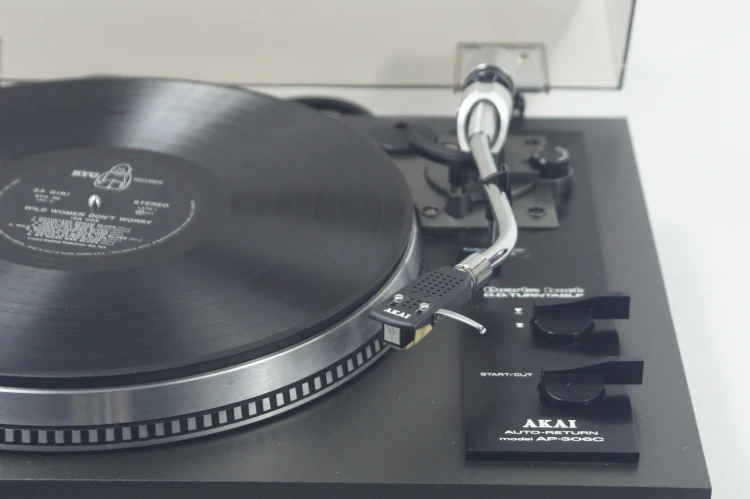 AKAI AP-306C