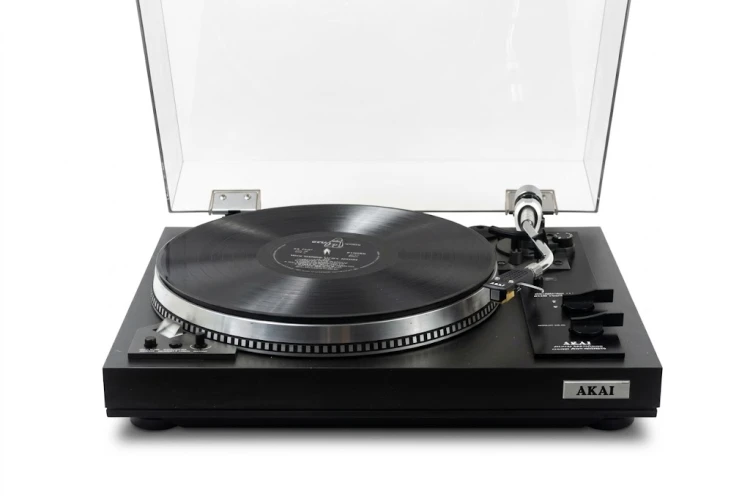 AKAI AP-306C
